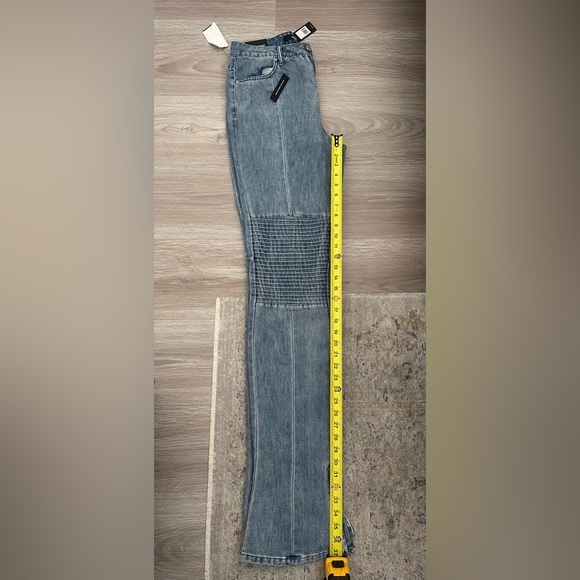 AFRM Dallas motto jean in spring blue wash - Picture 8 of 10